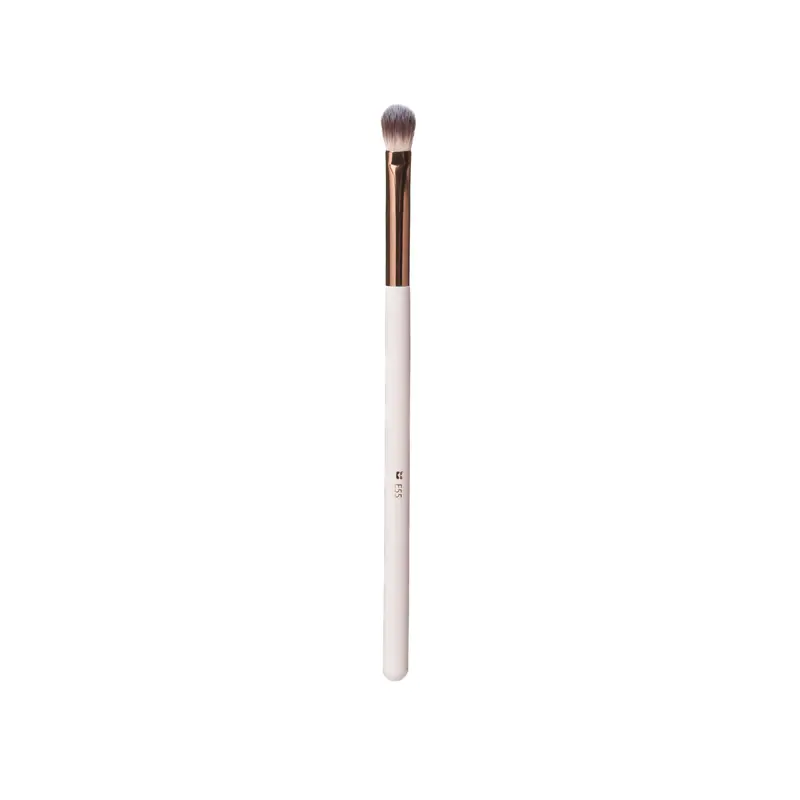 E55 Defined Crease Eyeshadow Brush