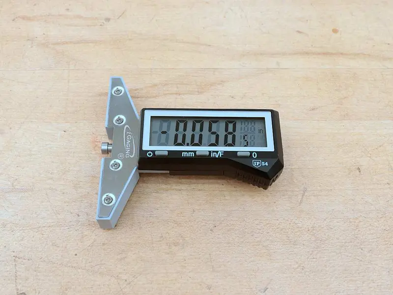 iGaging Adjustable Plane Blade Depth Measuring Tool