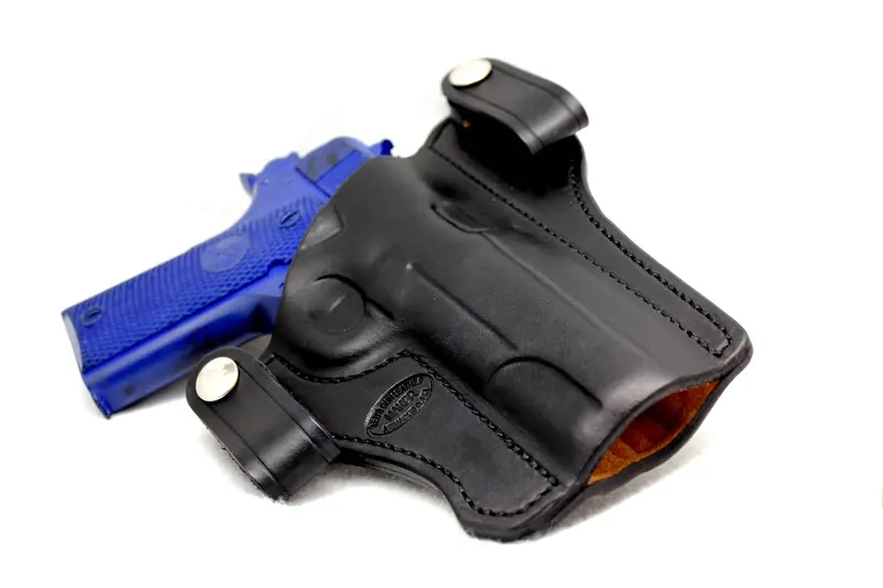 Red’s Deep-Conceal IWB Holster for Compact Firearms
