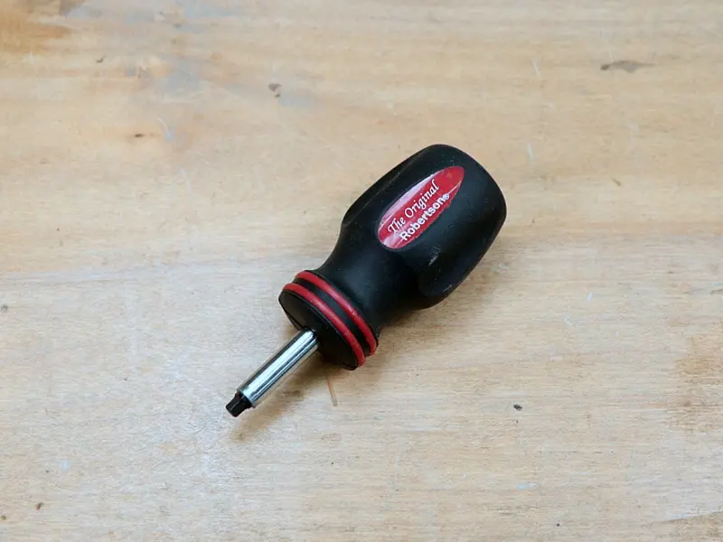 Robertson Stubby Screwdriver – #2 Square Drive (Red Handle)
