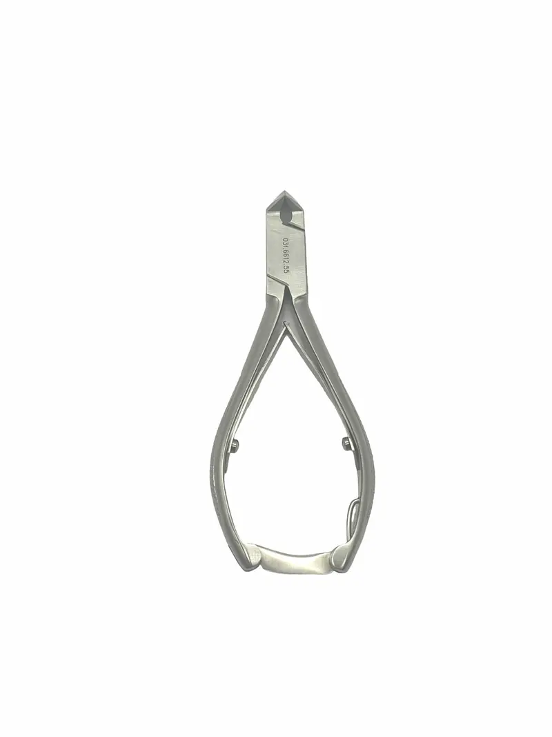 Stainless Steel Pedicure Nail Nipper with Lock (5.5 in)